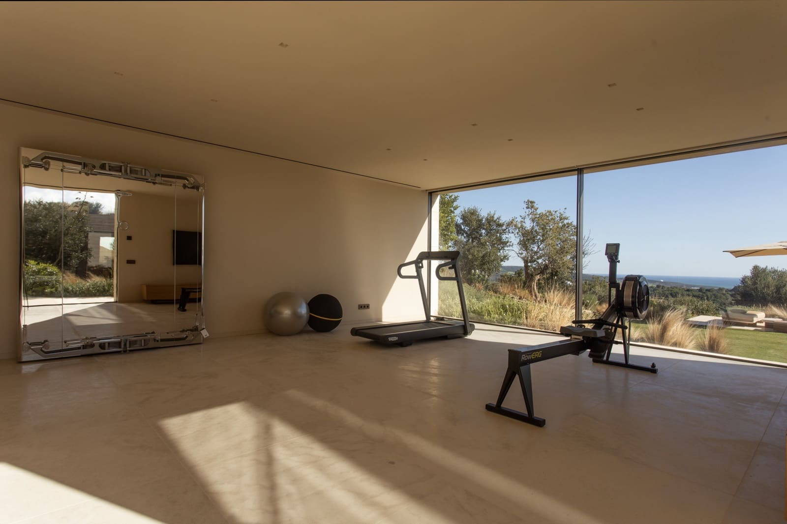 8 bedroom Villa for sale in Sotogrande with pool garage - € 13,700,000 (Ref: 9387744)