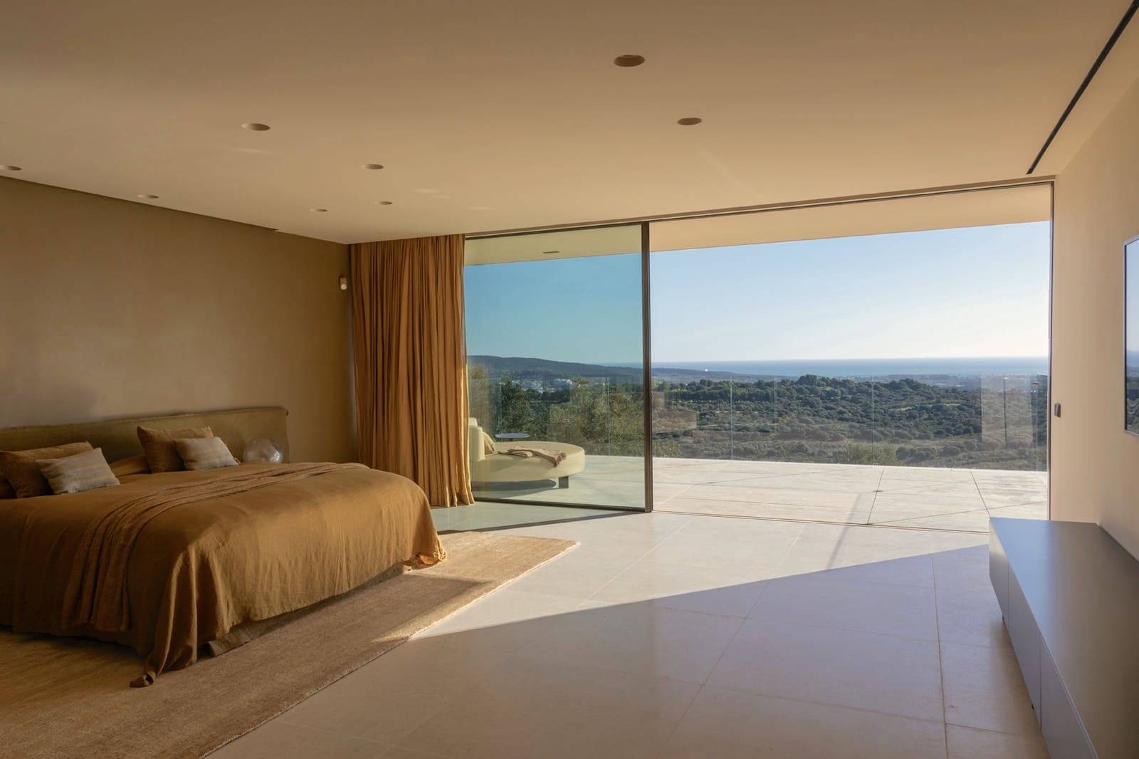 8 bedroom Villa for sale in Sotogrande with pool garage - € 13,700,000 (Ref: 9387744)