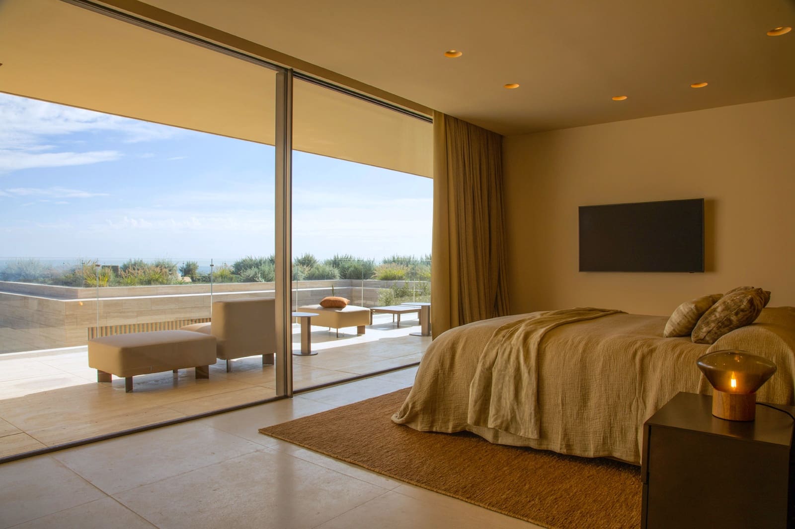 8 bedroom Villa for sale in Sotogrande with pool garage - € 13,700,000 (Ref: 9387744)