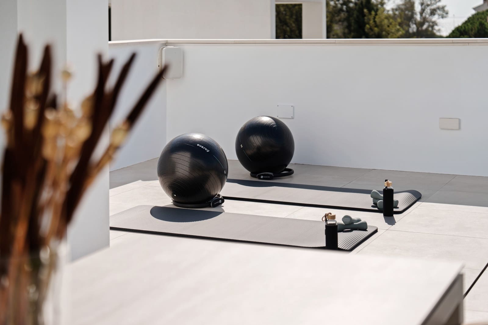 5 slaapkamer Villa te koop in Nueva Andalucia met zwembad garage - € 4.895.000 (Ref: 9398310)