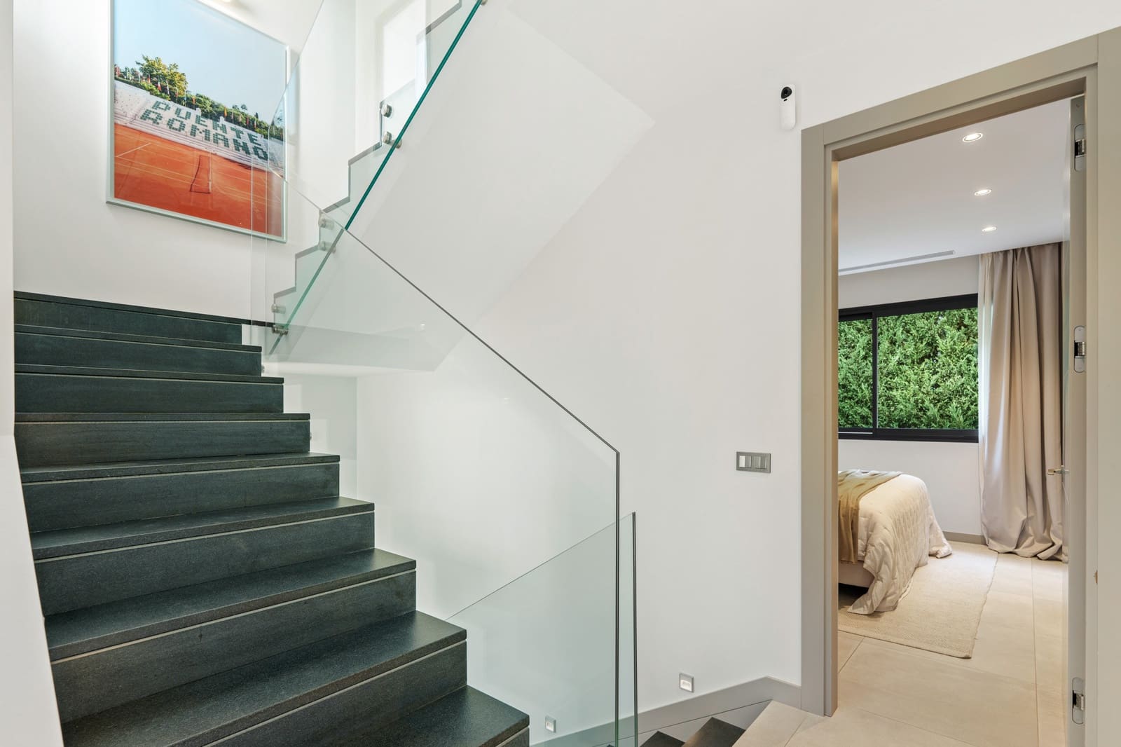 5 bedroom Villa for sale in Nueva Andalucia with pool garage - € 4,895,000 (Ref: 9398310)