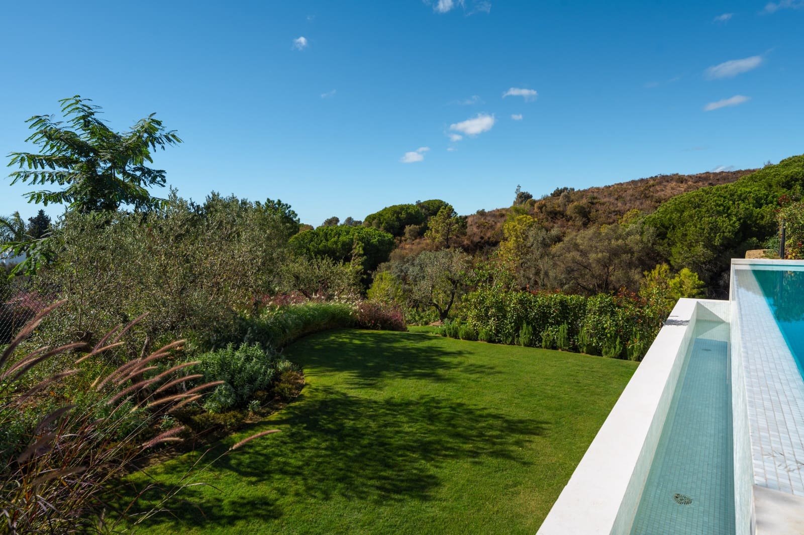 5 soveværelse Villa til salg i Marbella med swimmingpool garage - € 14.995.000 (Ref: 9403216)