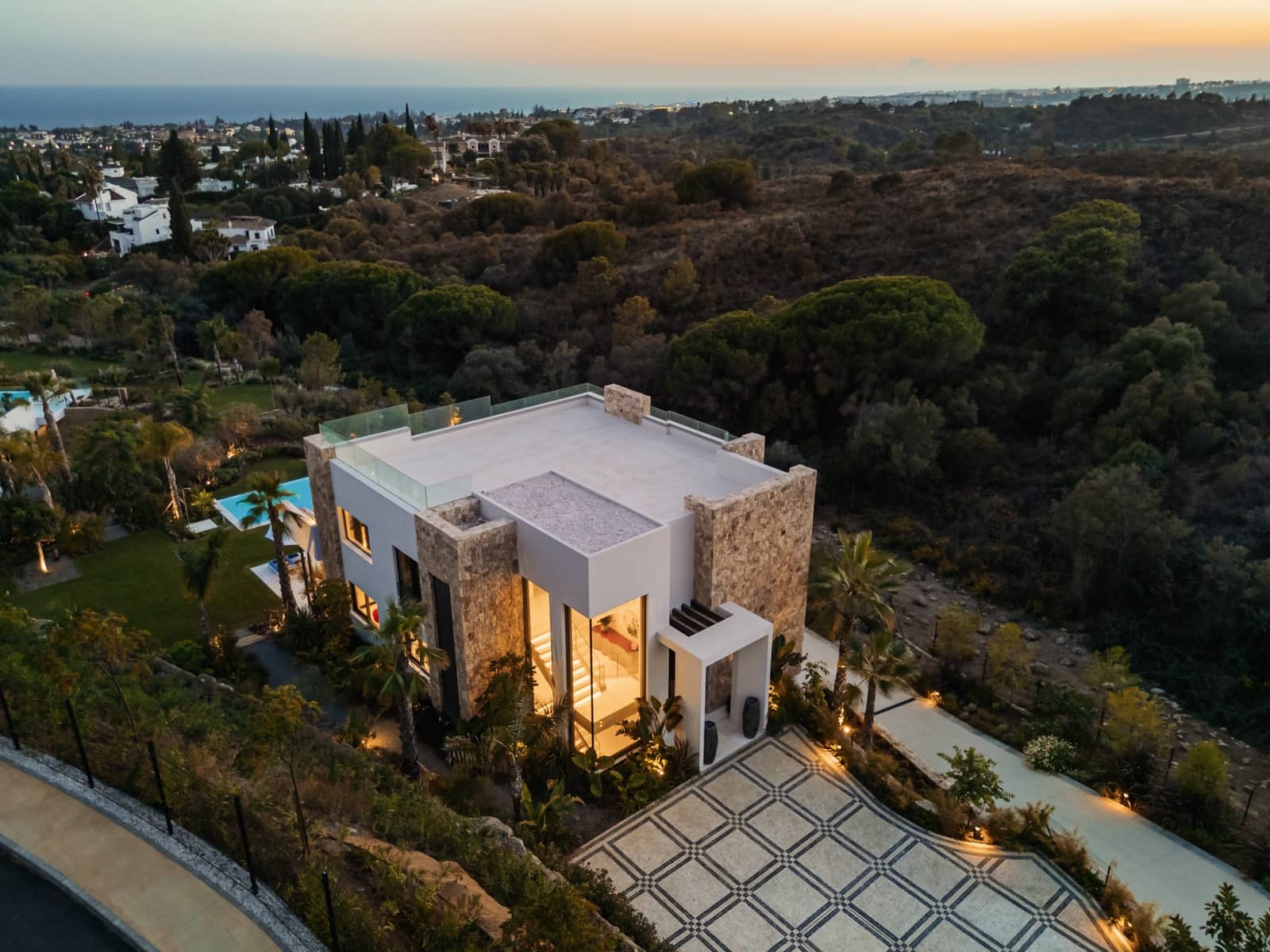 5 soveværelse Villa til salg i Marbella med swimmingpool garage - € 14.995.000 (Ref: 9403216)