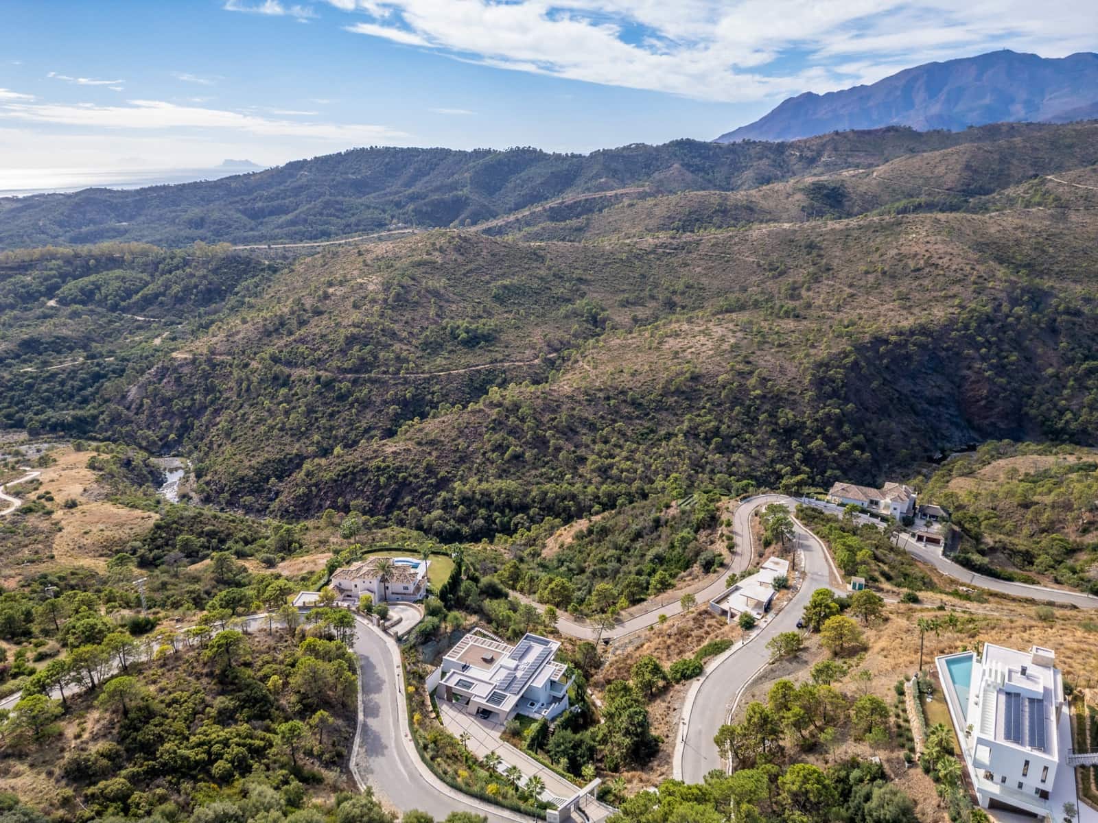 Building Plot for sale in Benahavis - € 2,990,000 (Ref: 9403217)