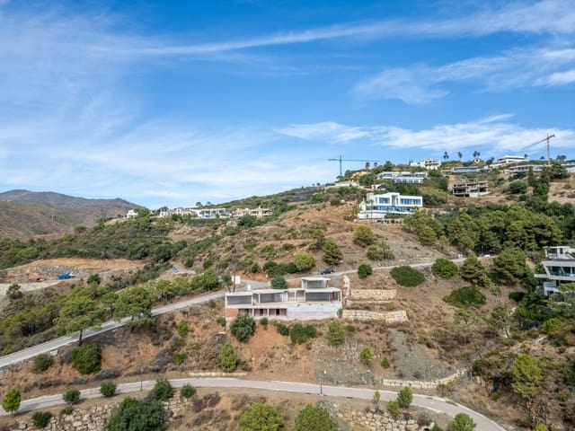 Building Plot for sale in Benahavís - € 2,990,000 (Ref: 9403217)