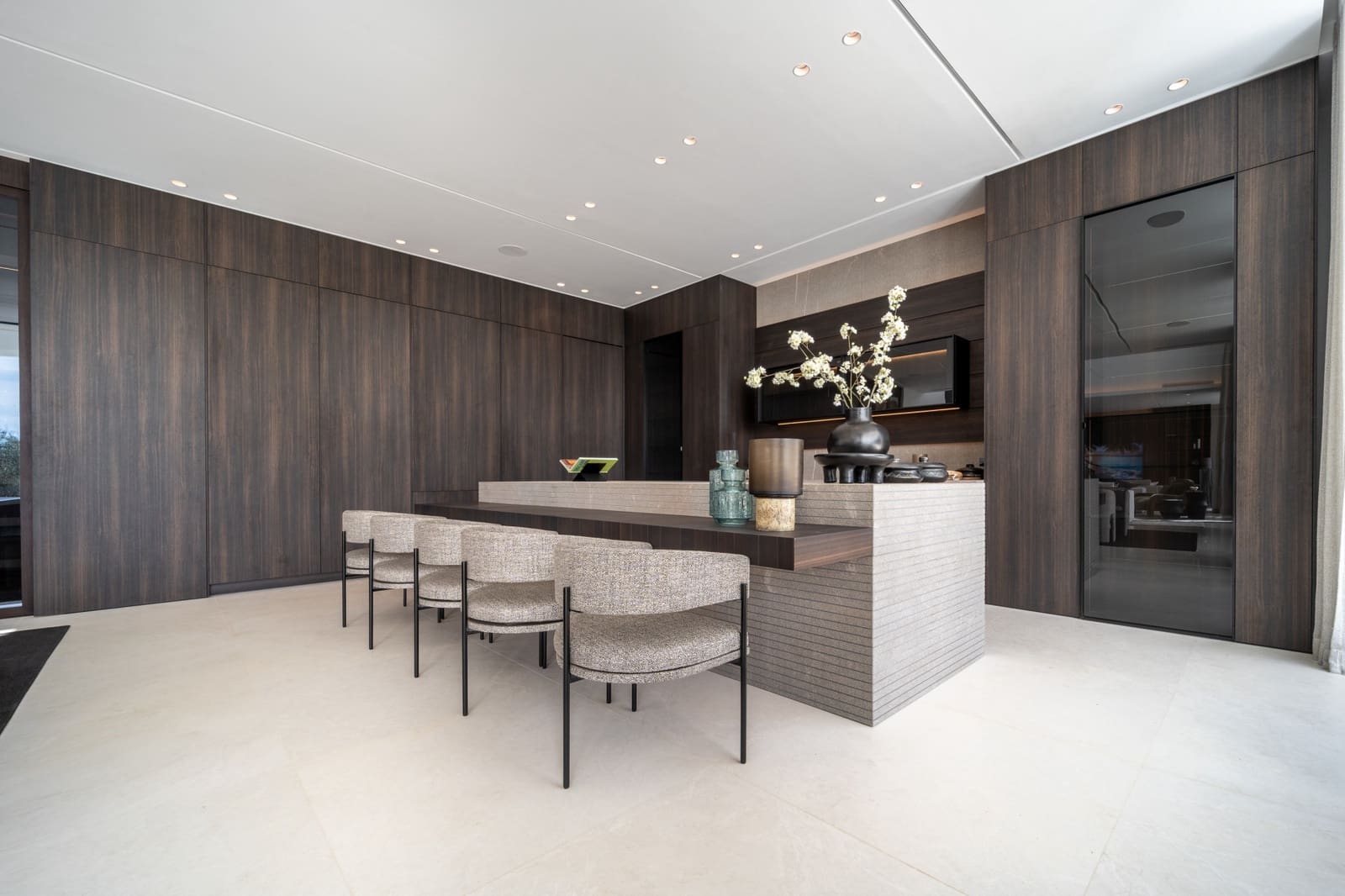 6 bedroom Villa for sale in Marbella with pool garage - € 14,950,000 (Ref: 9410836)