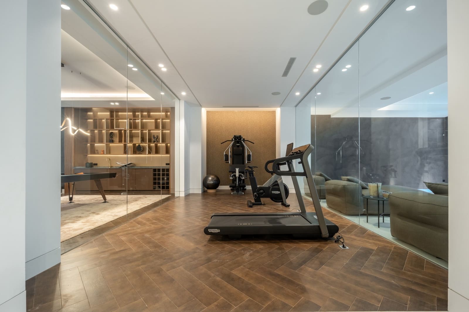 6 bedroom Villa for sale in Marbella with pool garage - € 14,950,000 (Ref: 9410836)