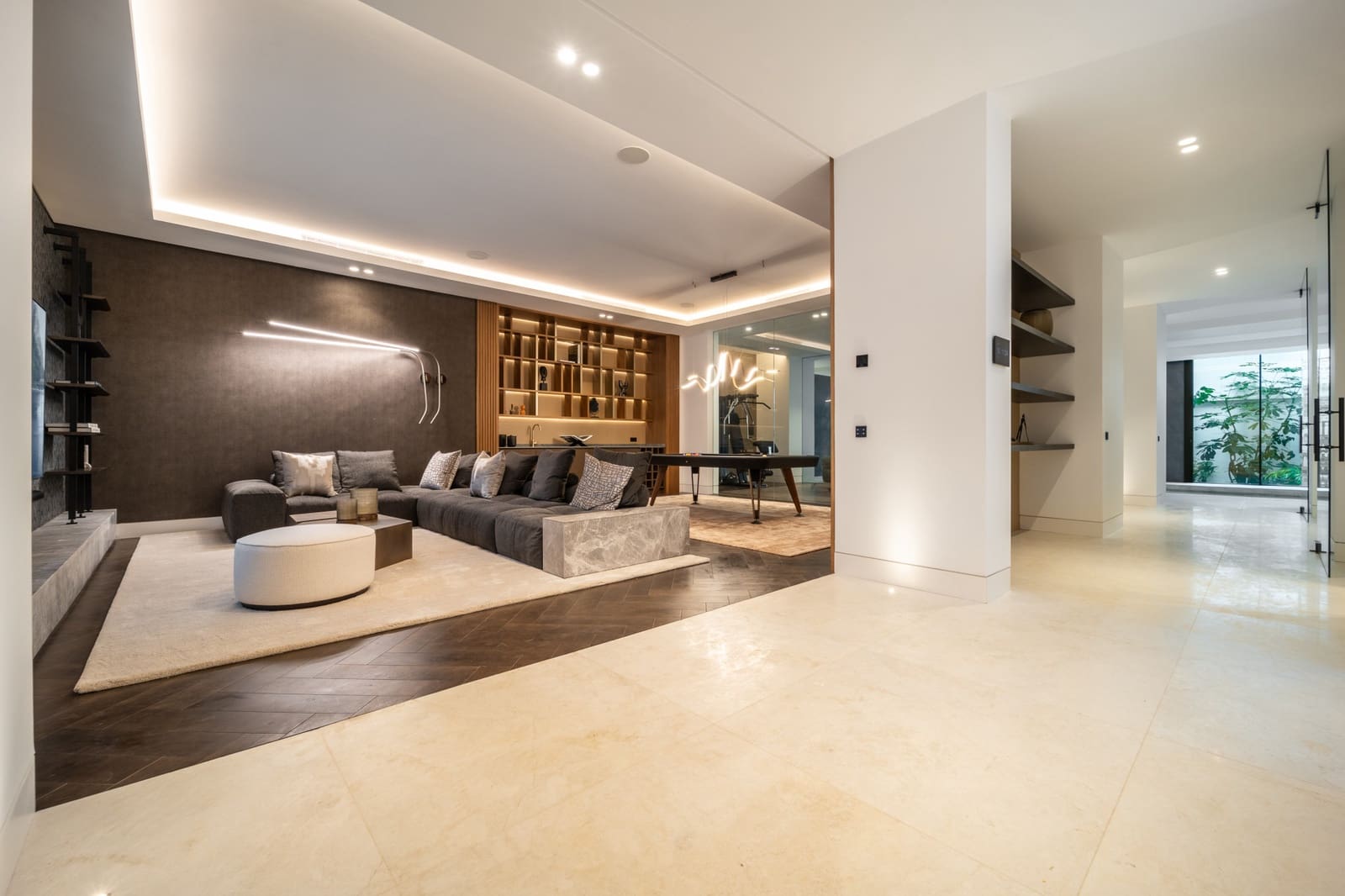 6 bedroom Villa for sale in Marbella with pool garage - € 14,950,000 (Ref: 9410836)