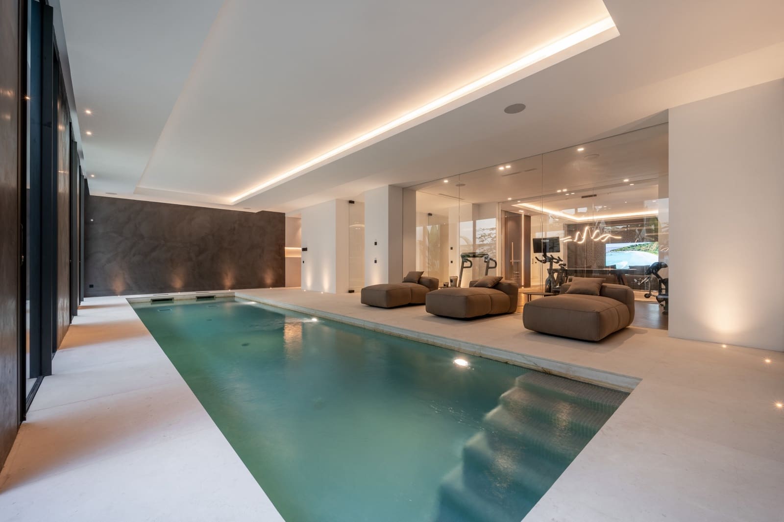 6 bedroom Villa for sale in Marbella with pool garage - € 14,950,000 (Ref: 9410836)