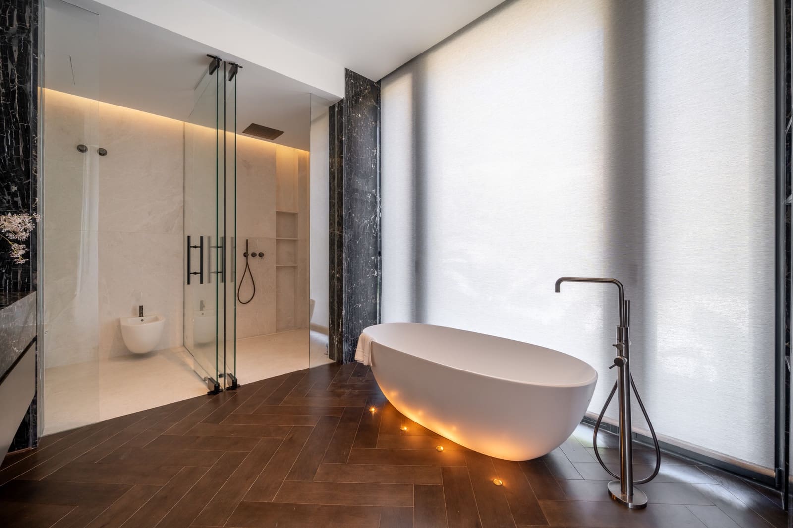 6 bedroom Villa for sale in Marbella with pool garage - € 14,950,000 (Ref: 9410836)