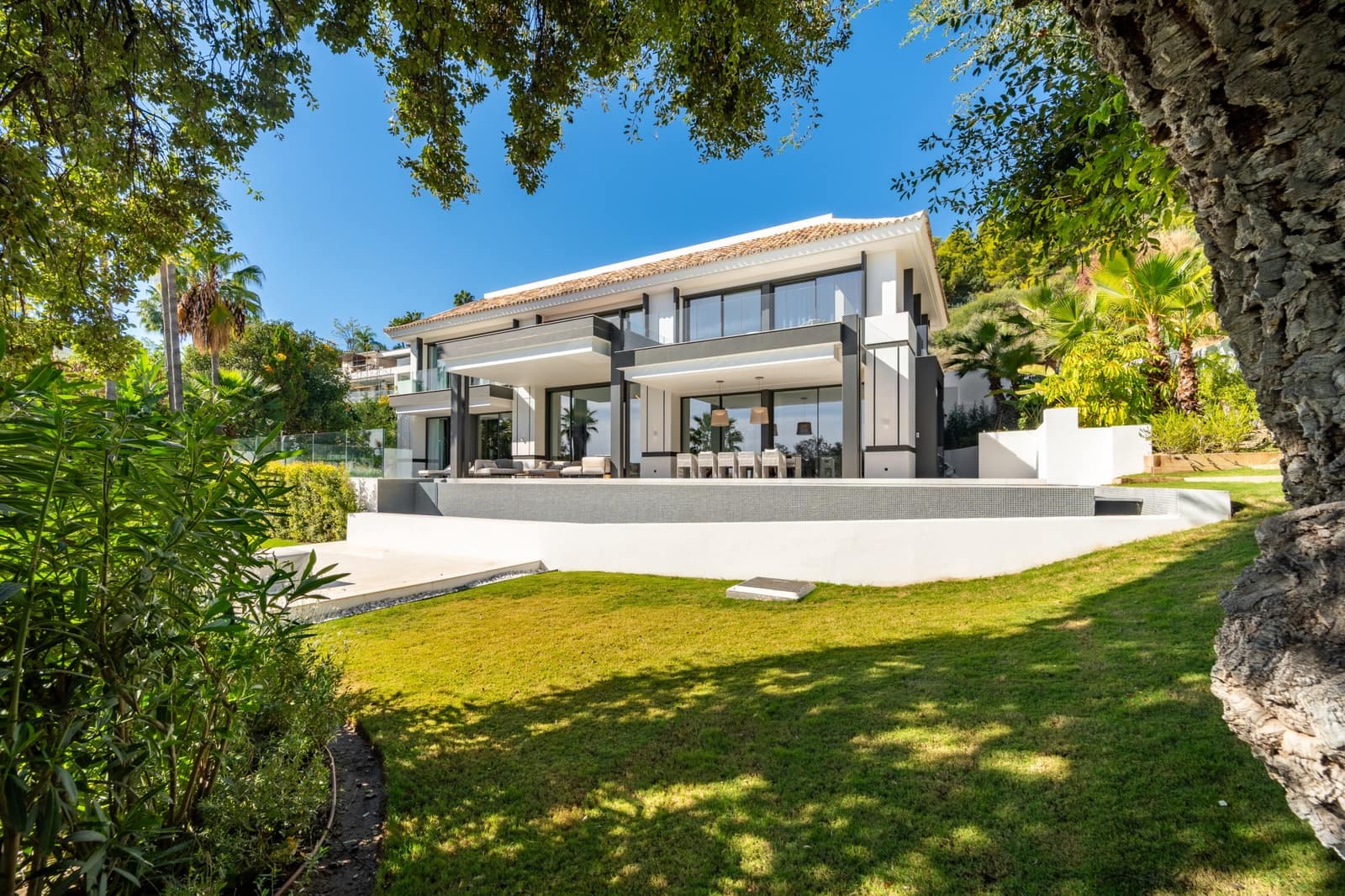 6 makuuhuone Huvila myytävänä paikassa Marbella mukana uima-altaan 
autotalli - 13 950 000 € (Ref: 9410836)