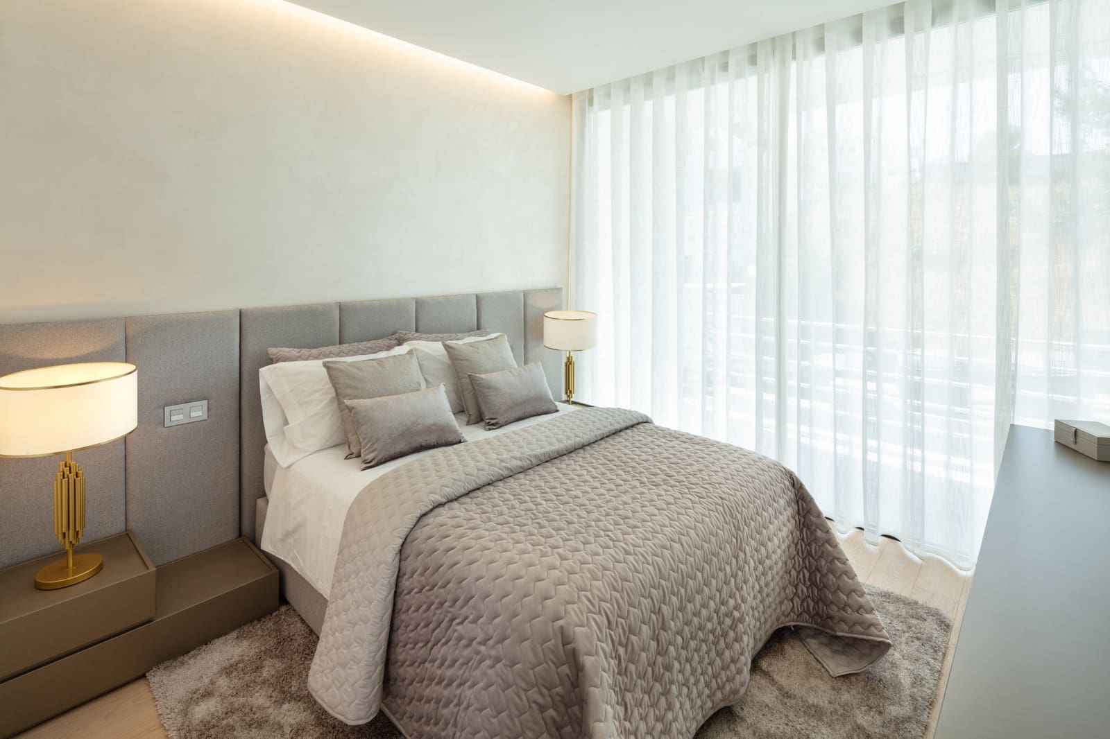 5 bedroom Villa for rent in Nueva Andalucia with pool garage - € 17,000 (Ref: 9426204)