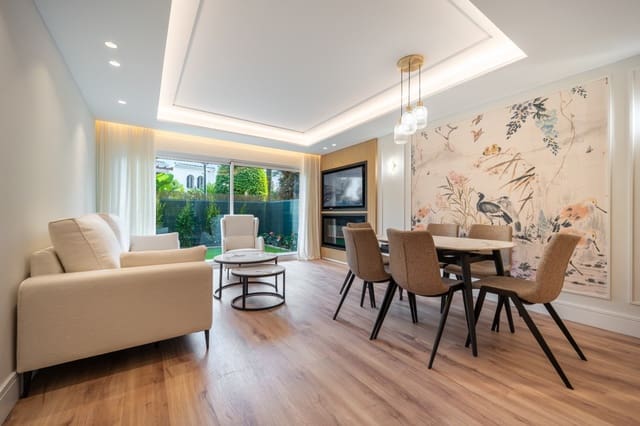 2 sovrum Lägenhet till salu i San Pedro de Alcantara, Marbella med pool garage - 699 000 € (Ref: 9427037)