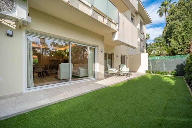 2 sovrum Lägenhet till salu i San Pedro de Alcantara, Marbella med pool garage - 699 000 € (Ref: 9427037)
