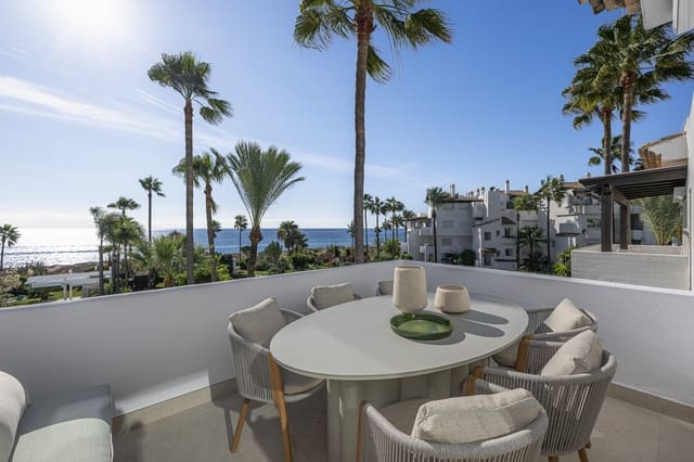 2 soverom Leilighet til salgs i Costalita, Estepona med svømmebasseng garasje - € 995 000 (Ref: 9431243)
