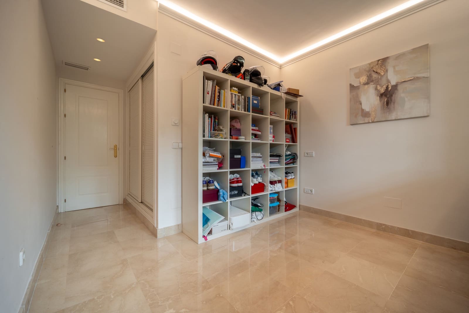 3 makuuhuone Huoneisto vuokrattavana paikassa Los Arqueros mukana uima-altaan 
autotalli - 2 990 € (Ref: 9432710)