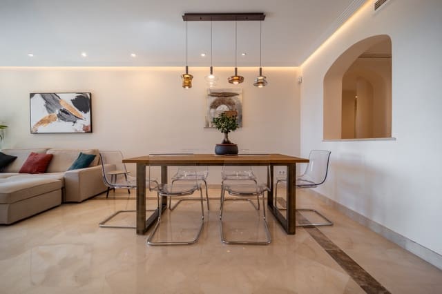 3 makuuhuone Huoneisto vuokrattavana paikassa Los Arqueros, Benahavís mukana uima-altaan 
autotalli - 2 990 € (Ref: 9432710)