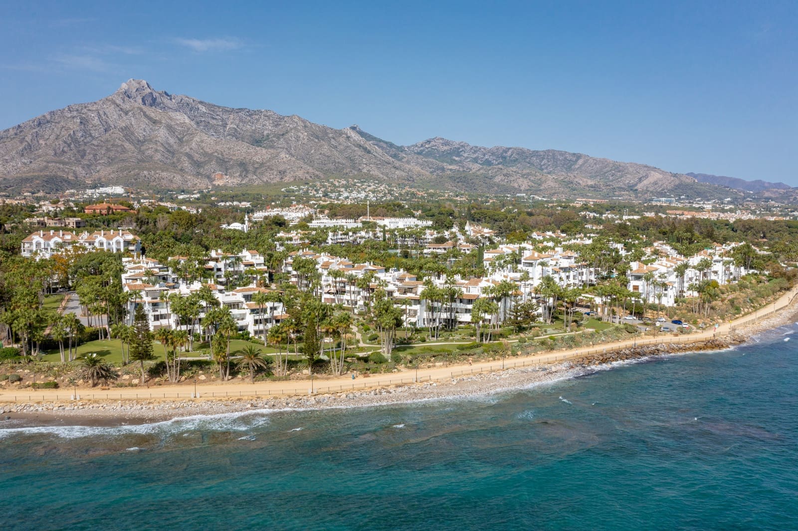 3 Zimmer Apartment zu verkaufen in Marbella mit Pool Garage - 3.500.000 € (Ref: 9437703)