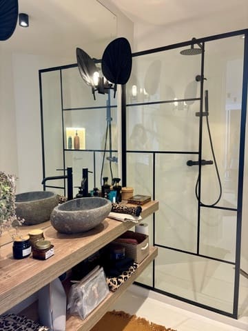 1 slaapkamer Appartement te huur in Marbella - € 2.300 (Ref: 9438555)