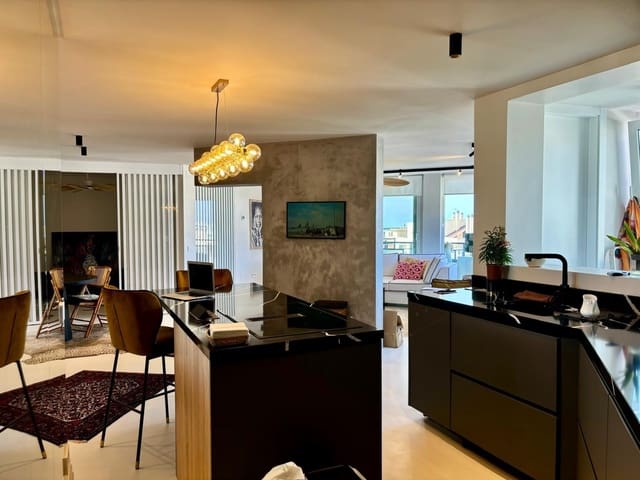 1 slaapkamer Appartement te huur in Marbella - € 2.300 (Ref: 9438555)