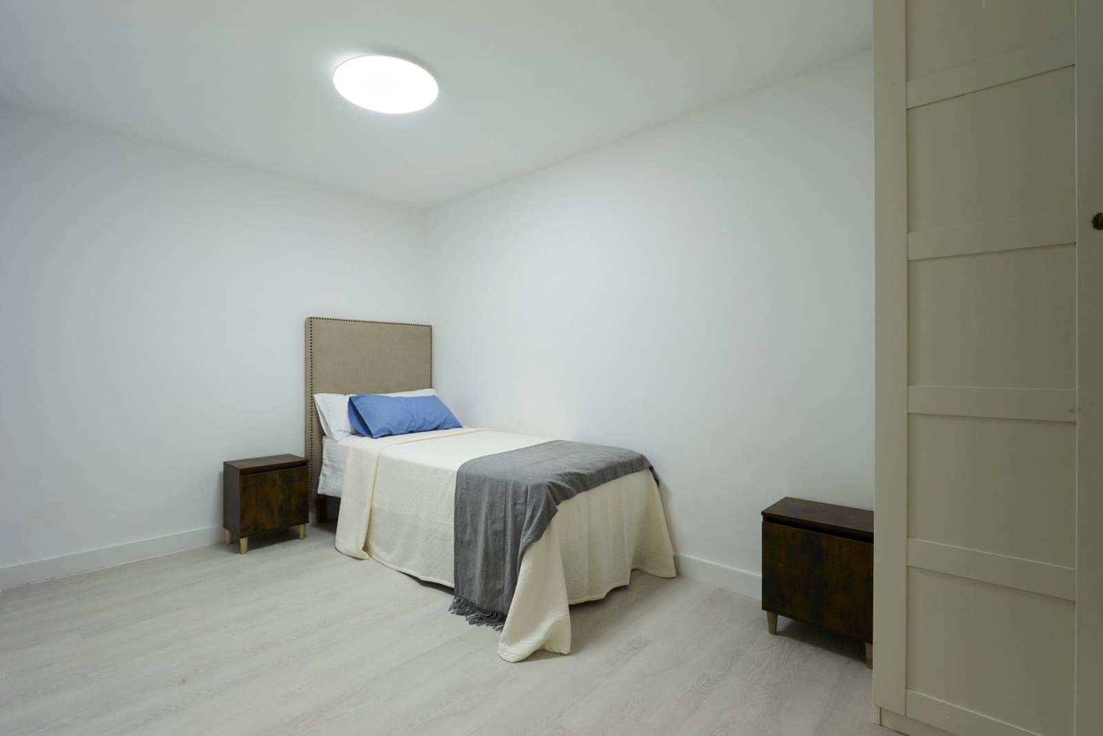 6 soverom Hus til salgs i Marbella med svømmebasseng garasje - € 8 000 (Ref: 9444494)