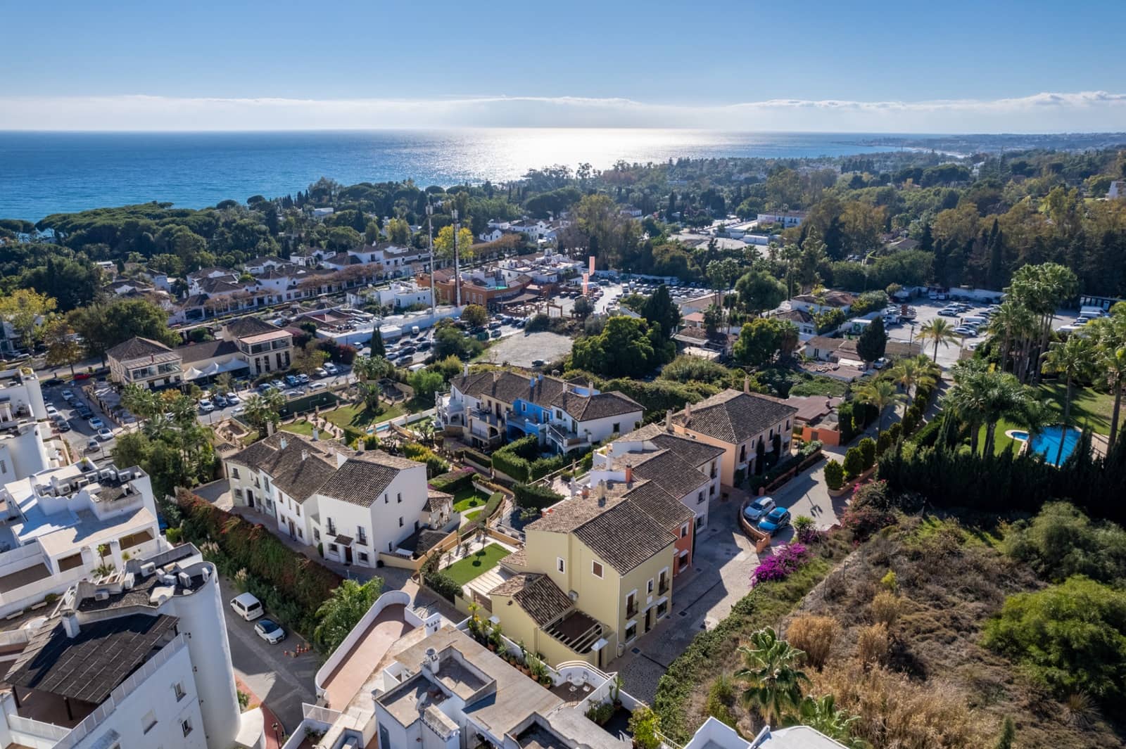 6 soverom Hus til salgs i Marbella med svømmebasseng garasje - € 8 000 (Ref: 9444494)