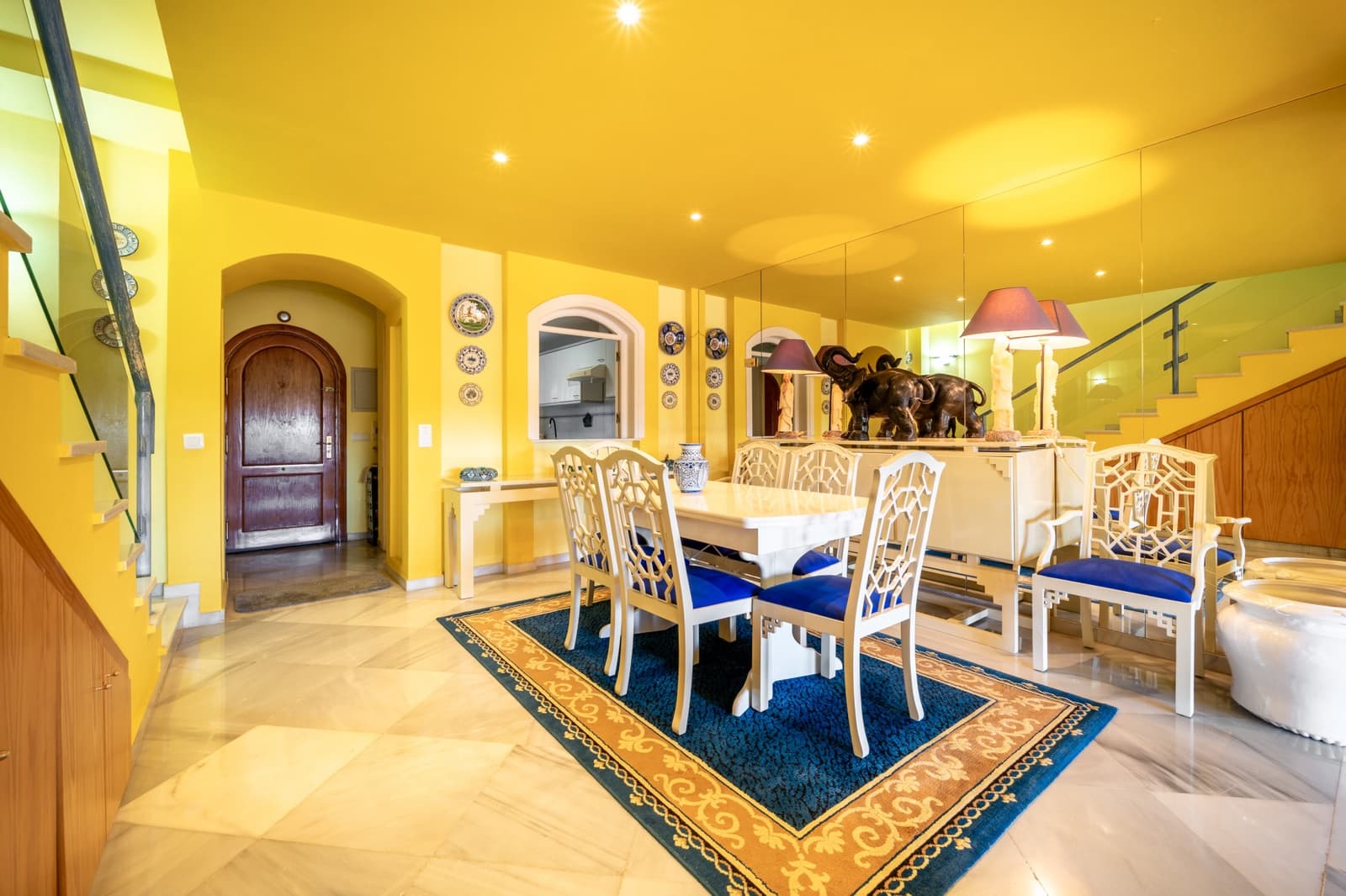 3 sypialnia Dom na sprzedaż w Marbella z basenem garażem - 950 000 € (Ref: 9446190)