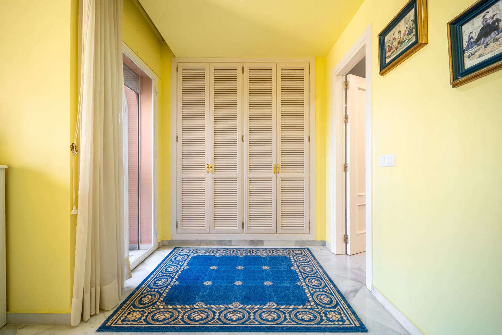 3 sypialnia Dom na sprzedaż w Marbella z basenem garażem - 950 000 € (Ref: 9446190)