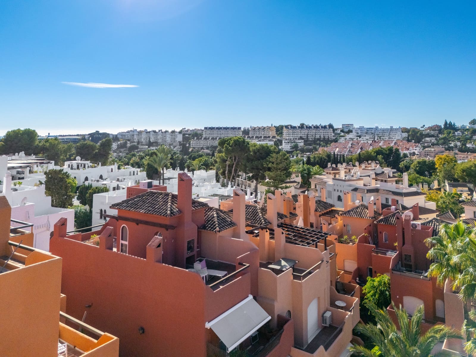 3 sypialnia Dom na sprzedaż w Marbella z basenem garażem - 950 000 € (Ref: 9446190)