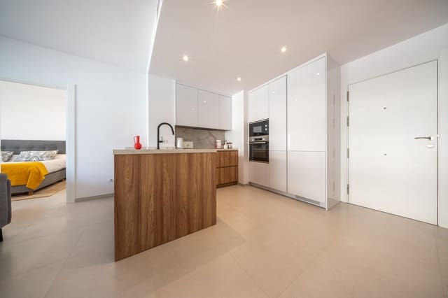 2 chambre Penthouse à vendre à Marbella avec piscine garage - 850 000 € (Ref: 9450116)