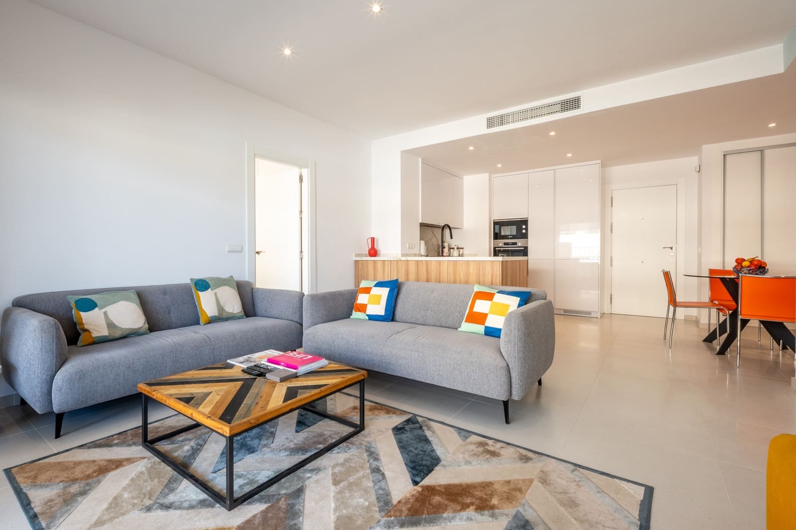 2 chambre Penthouse à vendre à Marbella avec piscine garage - 850 000 € (Ref: 9450116)