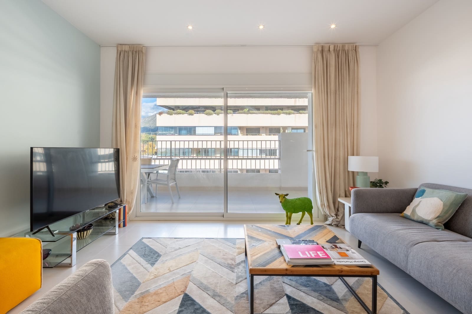 2 chambre Penthouse à vendre à Marbella avec piscine garage - 850 000 € (Ref: 9450116)