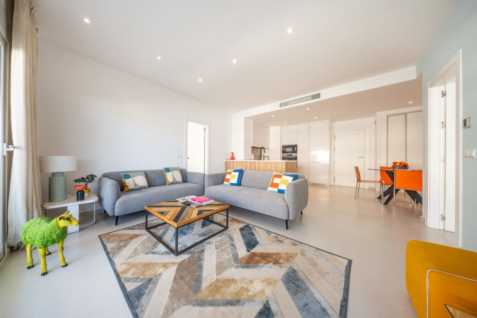 2 chambre Penthouse à vendre à Marbella avec piscine garage - 785 000 € (Ref: 9450116)