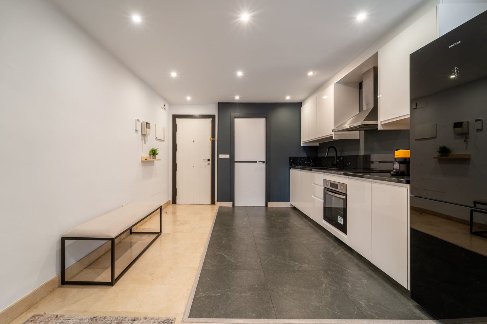 3 slaapkamer Appartement te koop in Marbella met zwembad garage - € 995.000 (Ref: 9456139)