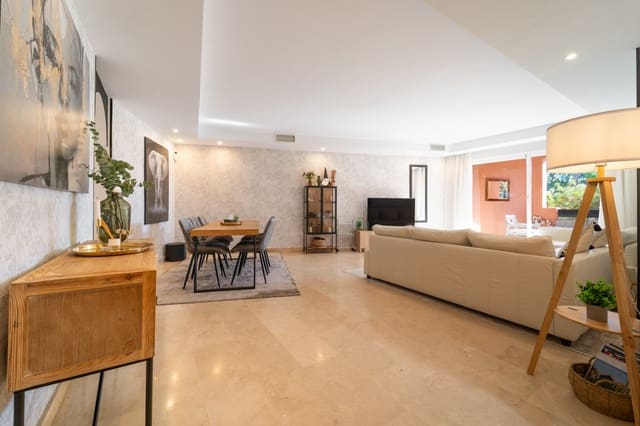 3 slaapkamer Appartement te koop in Marbella met zwembad garage - € 995.000 (Ref: 9456139)