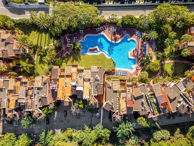 3 slaapkamer Appartement te koop in Marbella met zwembad garage - € 995.000 (Ref: 9456139)