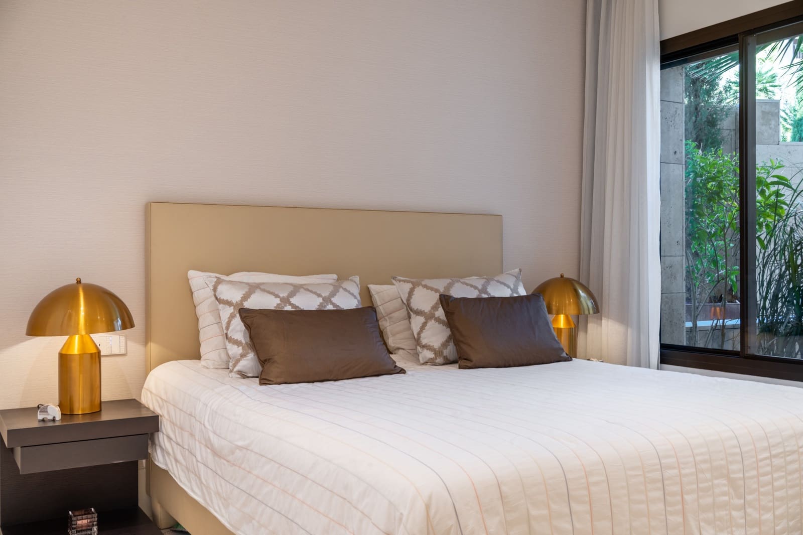 3 chambre Appartement à vendre à La Quinta avec piscine garage - 2 150 000 € (Ref: 9456140)