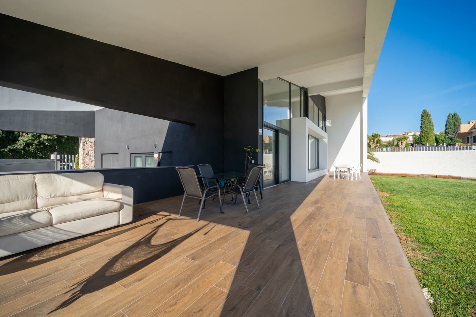 3 bedroom Villa for sale in Bel-Air with pool garage - € 2,190,000 (Ref: 9461951)