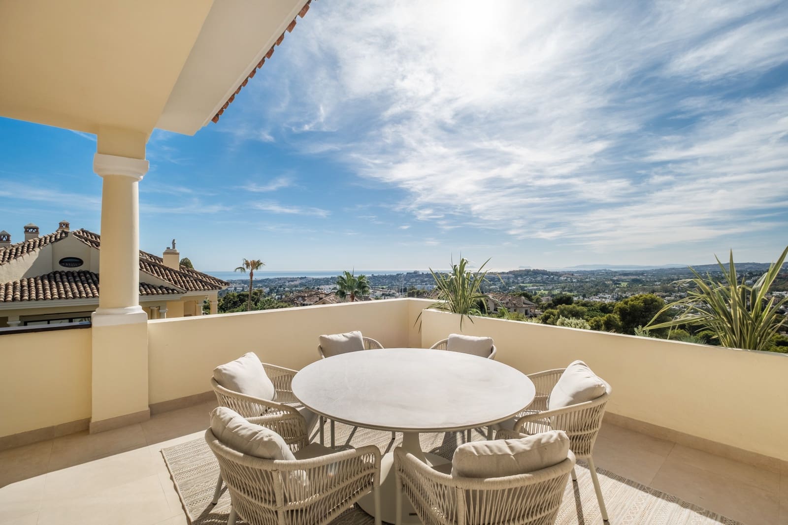 4 slaapkamer Penthouse te koop in Marbella met zwembad garage - € 2.950.000 (Ref: 9461954)