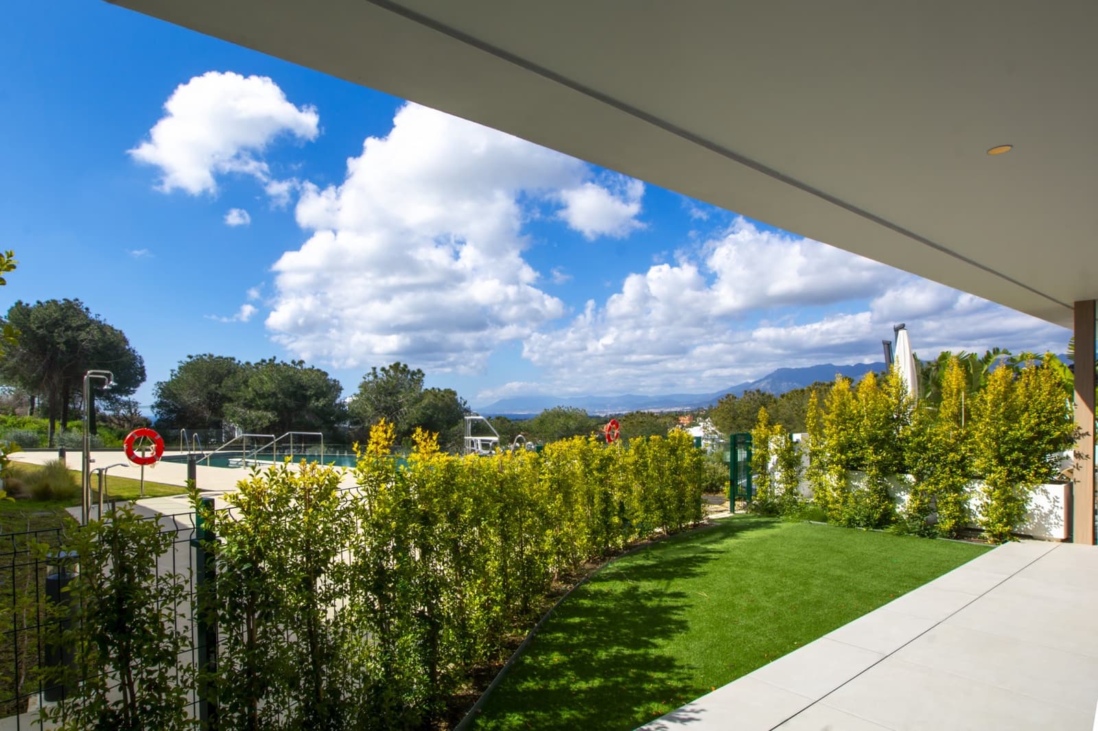 3 soveværelse Lejlighed til salg i Marbella med swimmingpool - € 1.150.000 (Ref: 9465482)