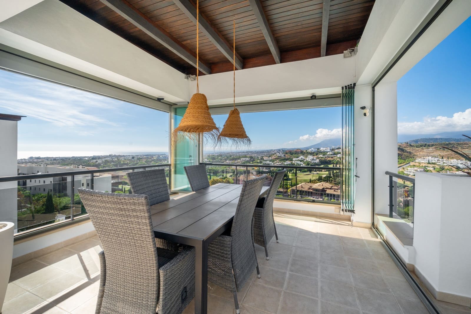 2 quarto Penthouse para venda em Los Flamingos com piscina garagem - 1 390 000 € (Ref: 9468297)