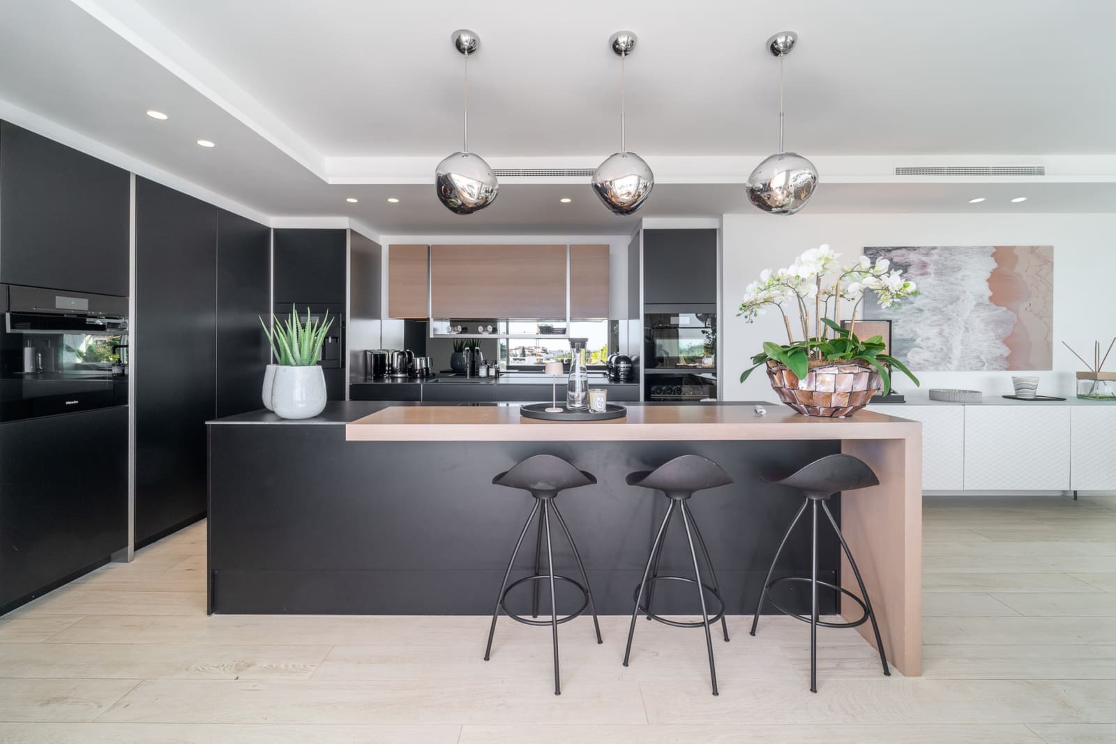 Ático de 3 habitaciones en Marbella en venta con piscina garaje - 3.000.000 € (Ref: 9470284)