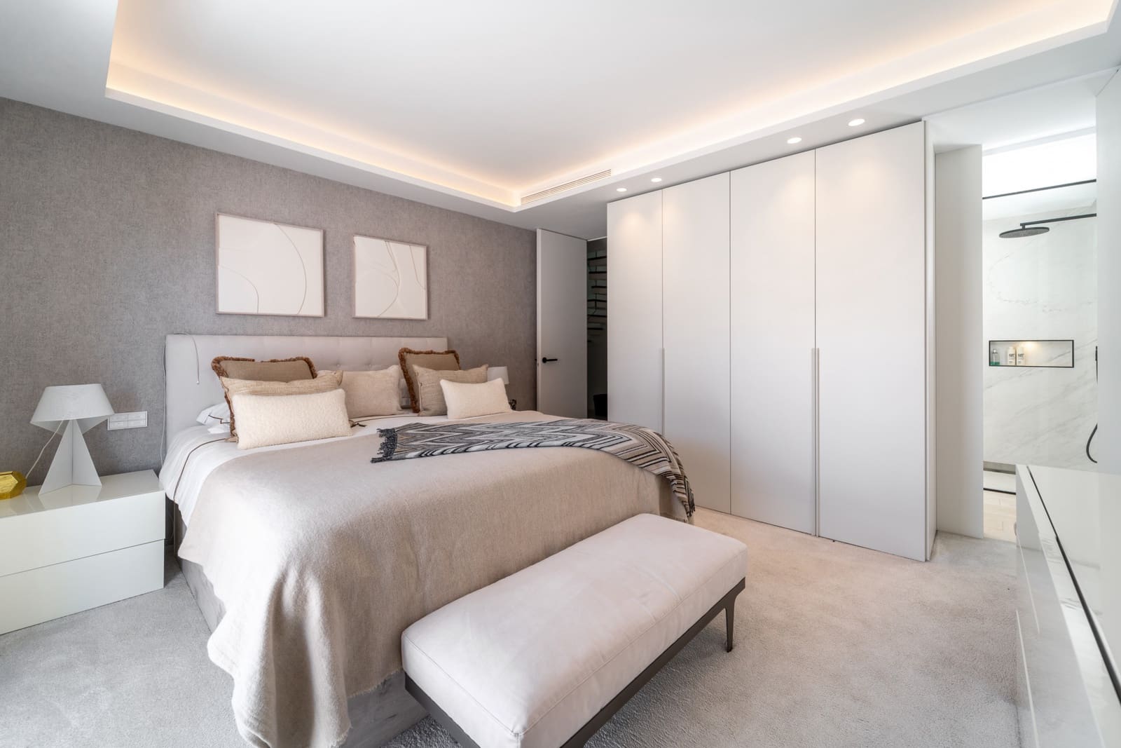 Ático de 3 habitaciones en Marbella en venta con piscina garaje - 3.000.000 € (Ref: 9470284)