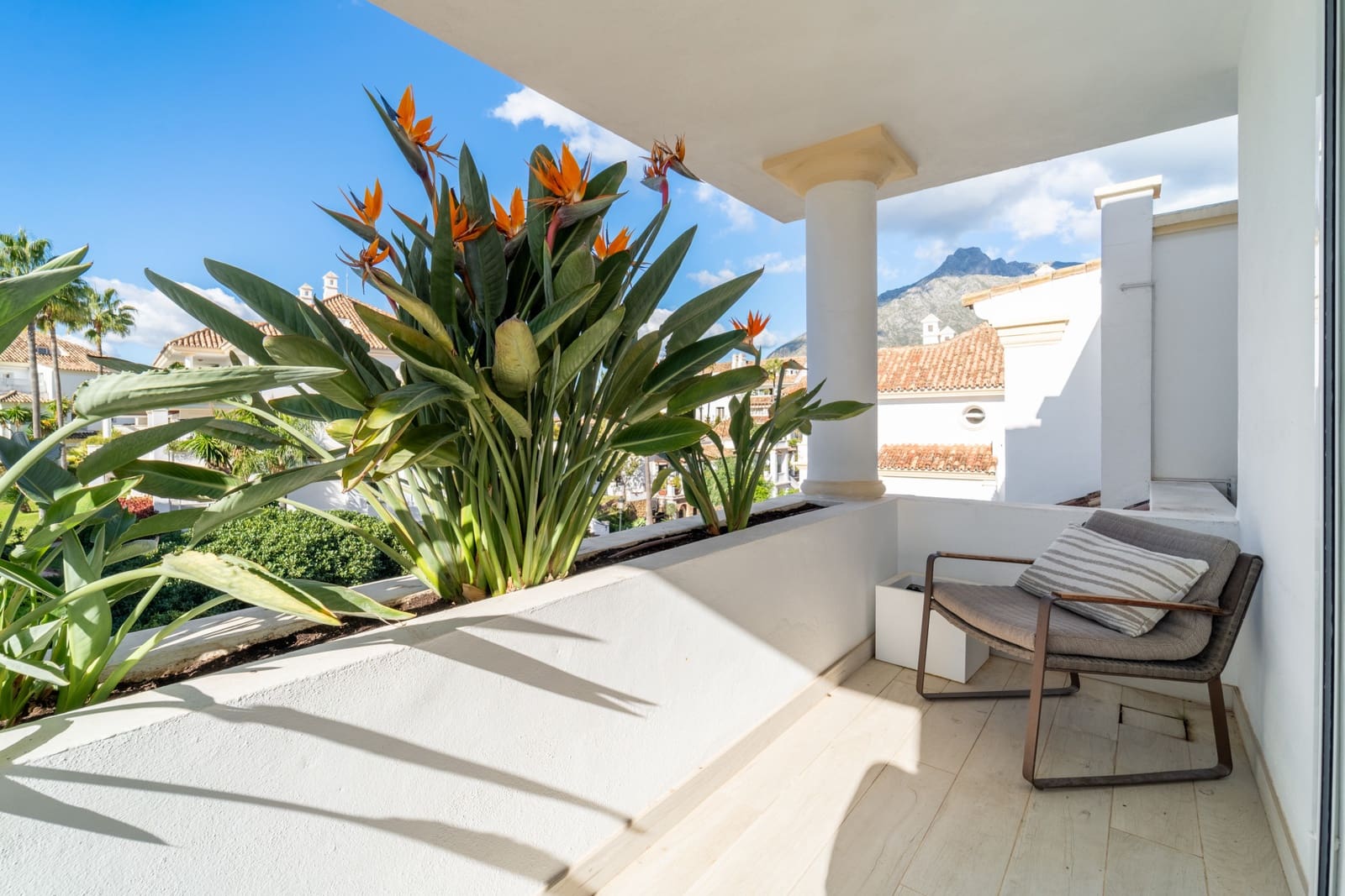 3 soveværelse Penthouse til salg i Marbella med swimmingpool garage - € 2.850.000 (Ref: 9470284)