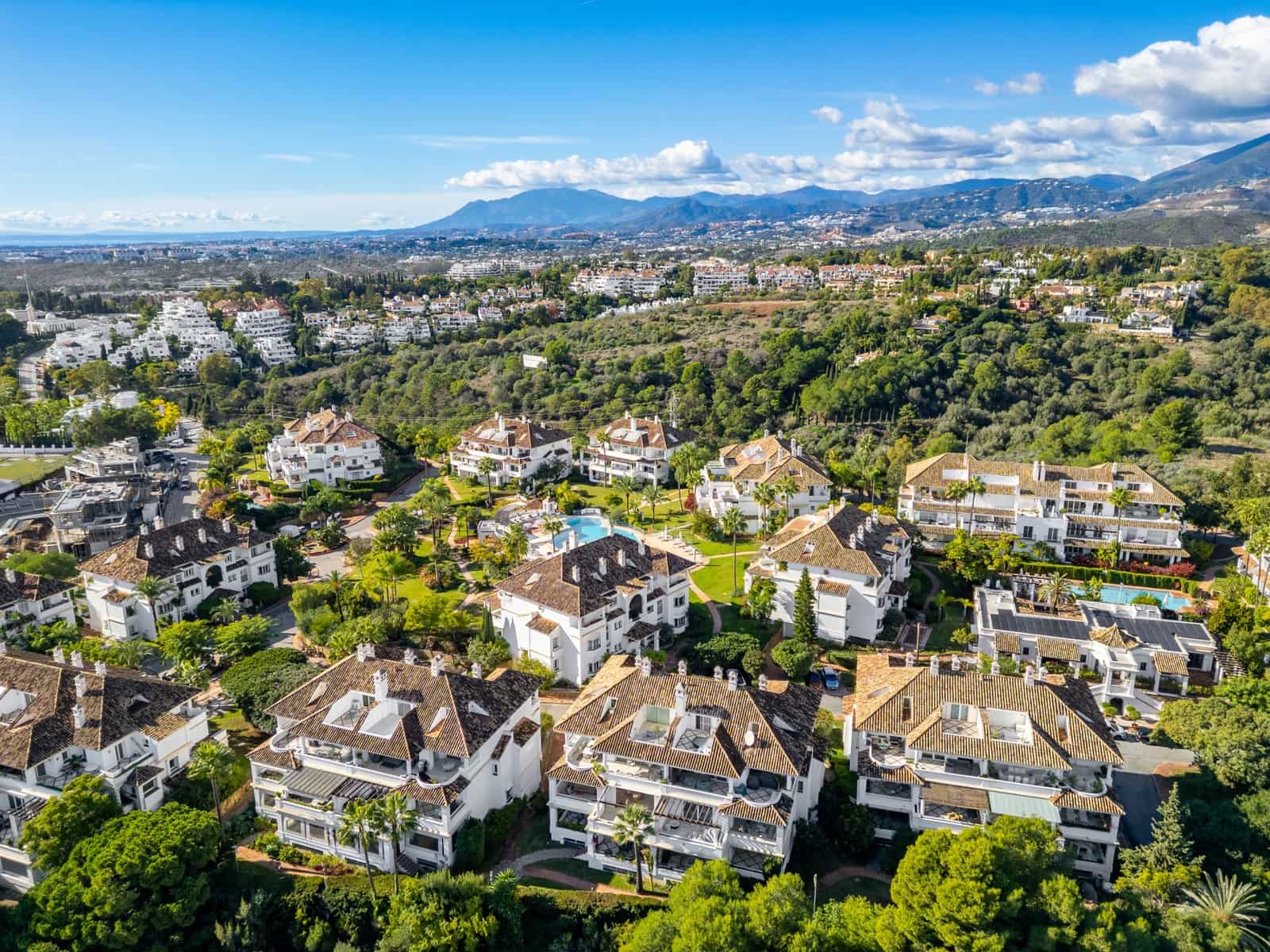 3 soveværelse Penthouse til salg i Marbella med swimmingpool garage - € 2.850.000 (Ref: 9470284)