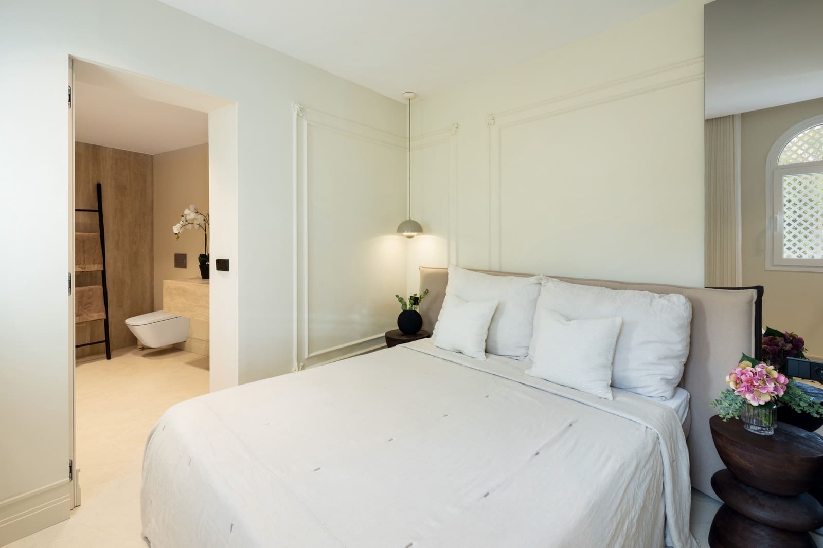 4 bedroom Penthouse for sale in Marbella with pool garage - € 2,995,000 (Ref: 9481949)