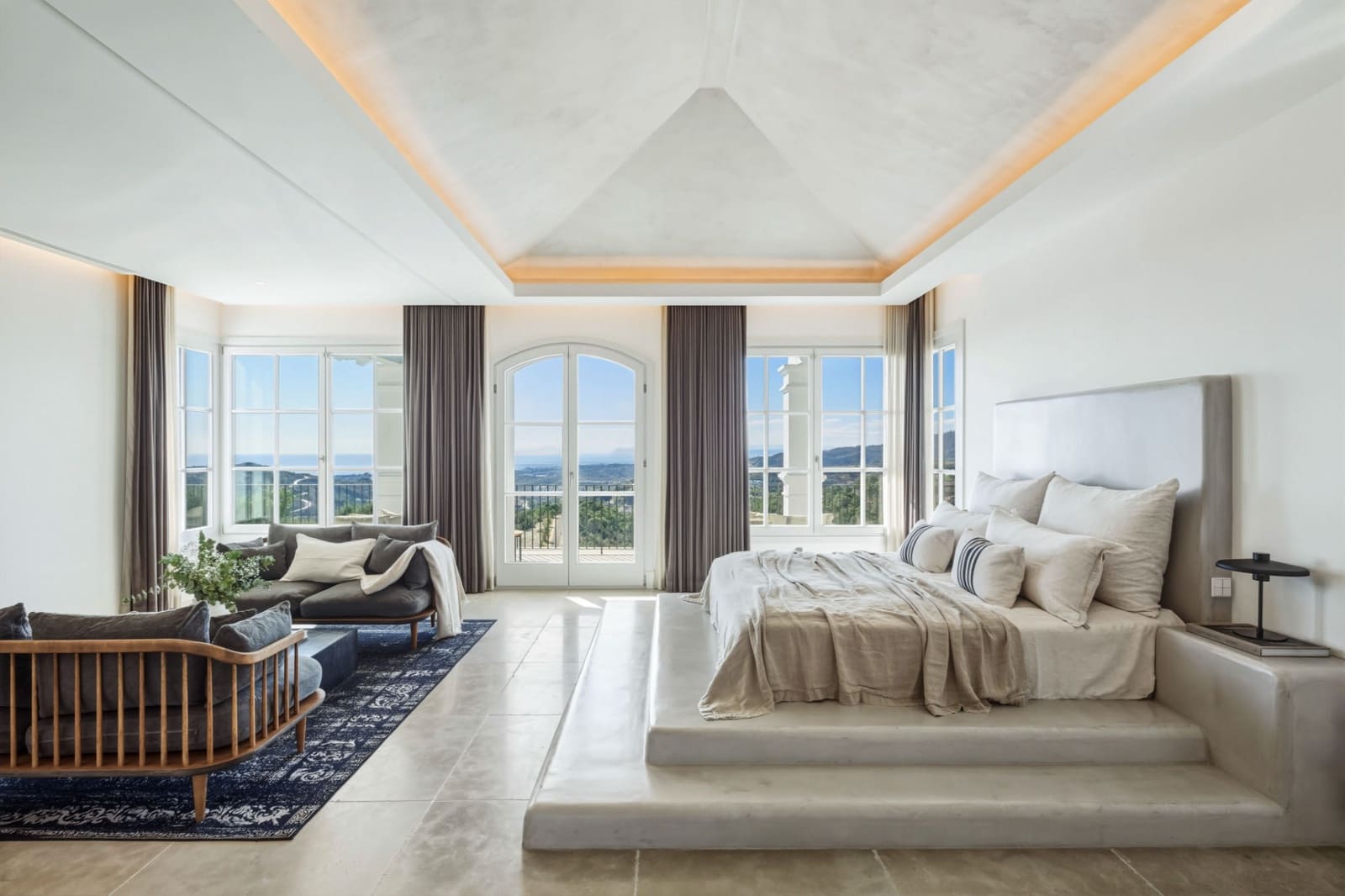 7 bedroom Villa for sale in Benahavis with pool garage - € 10,700,000 (Ref: 9481951)