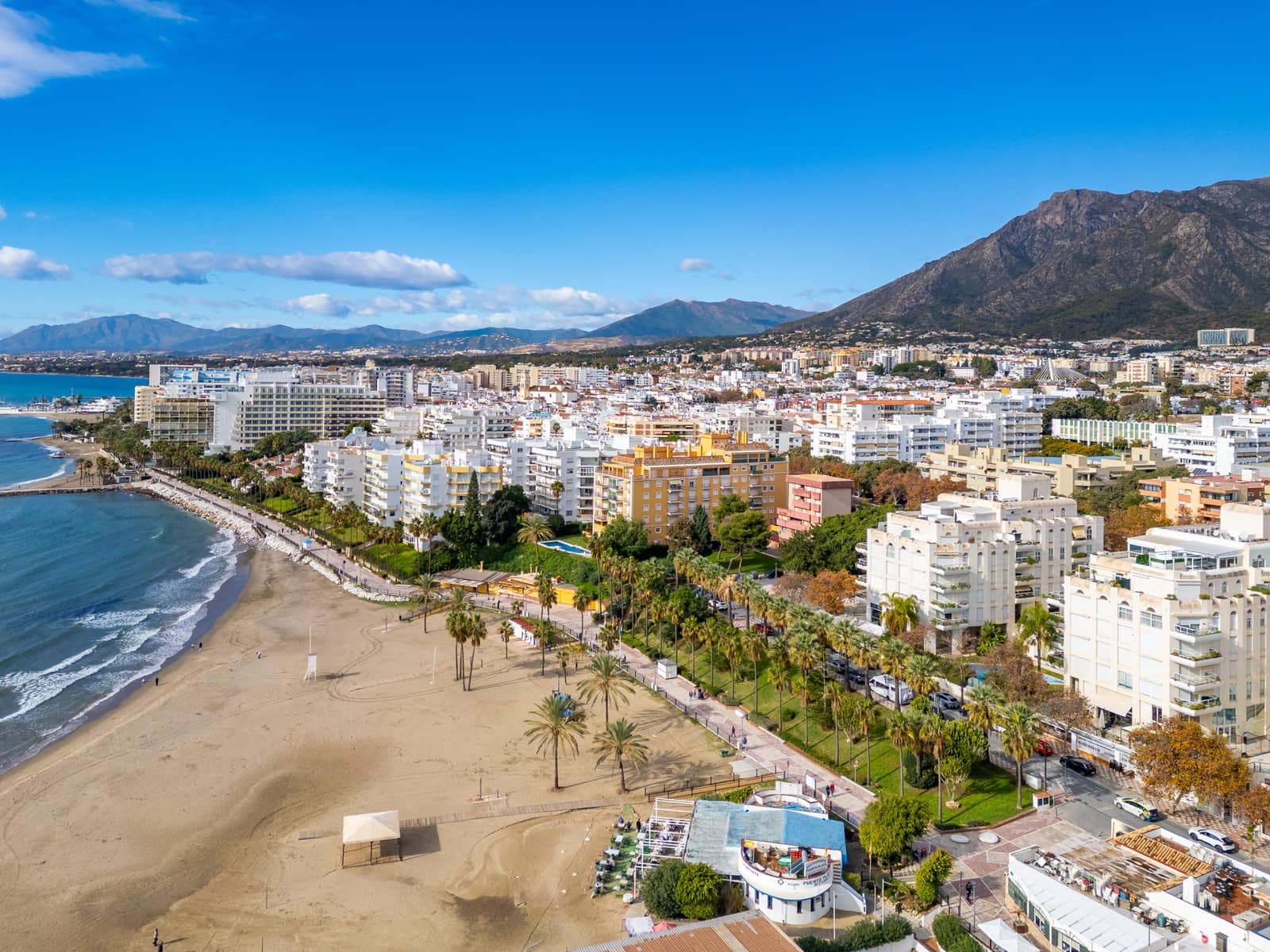 Kontor til leje i Marbella - € 4.400 (Ref: 9487138)