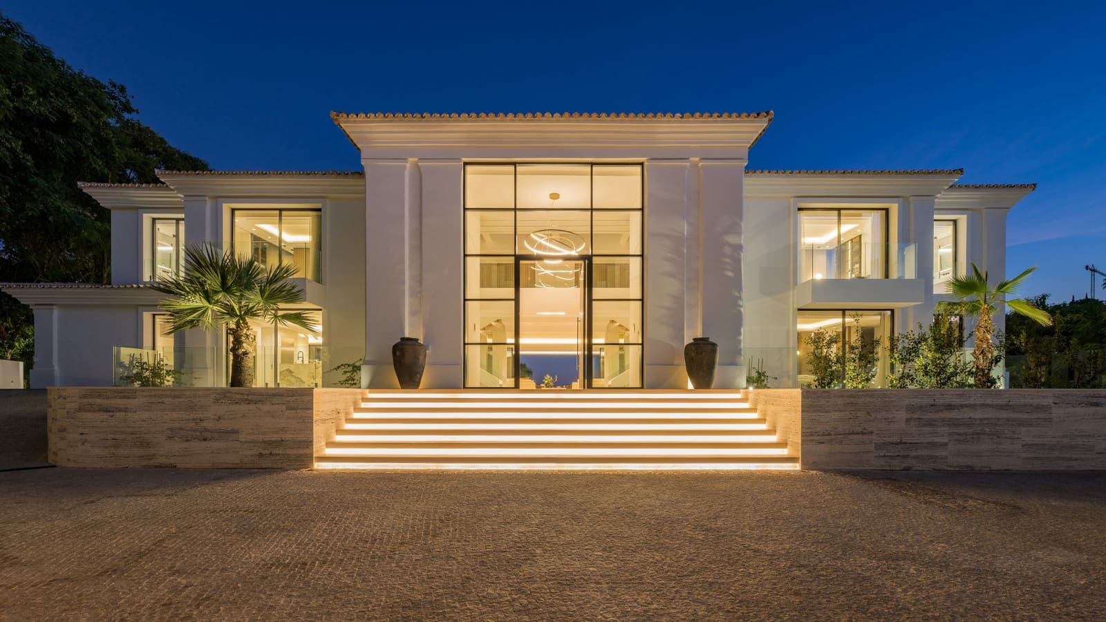 7 sypialnia Willa na sprzedaż w La Quinta z basenem garażem - 12 950 000 € (Ref: 9491290)