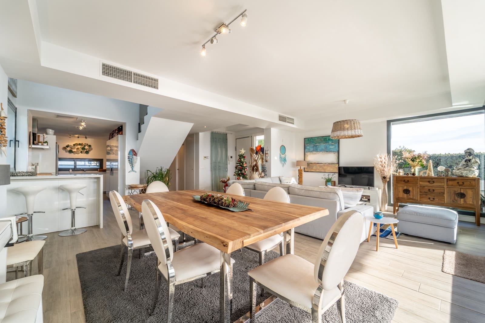 4 bedroom Villa for sale in Marbella with pool garage - € 1,595,000 (Ref: 9494351)